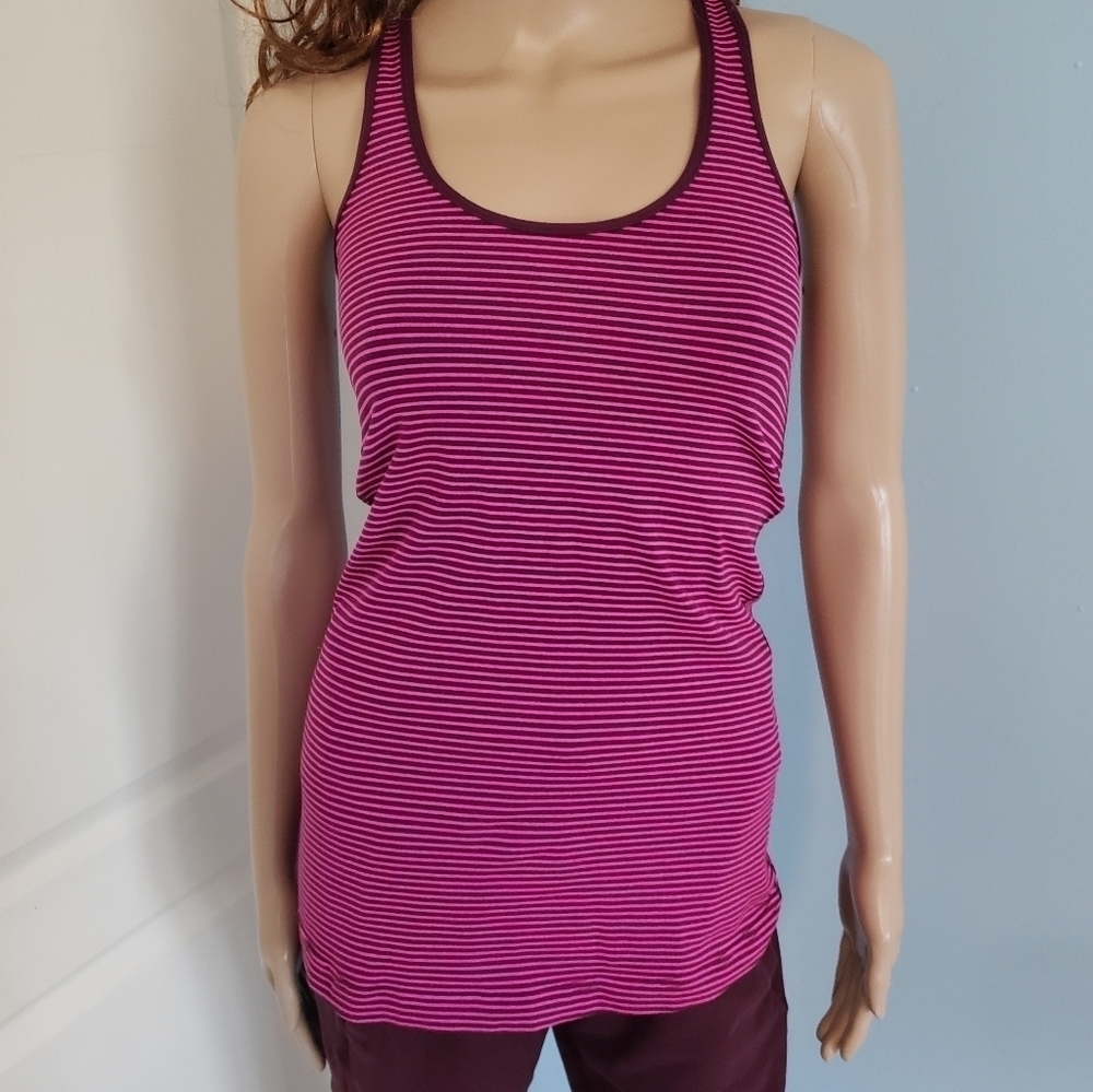 𝅺Lululemon Cool Racerback Tank Top Size 6 Raspberry Glow Plum - Picture 6 of 10